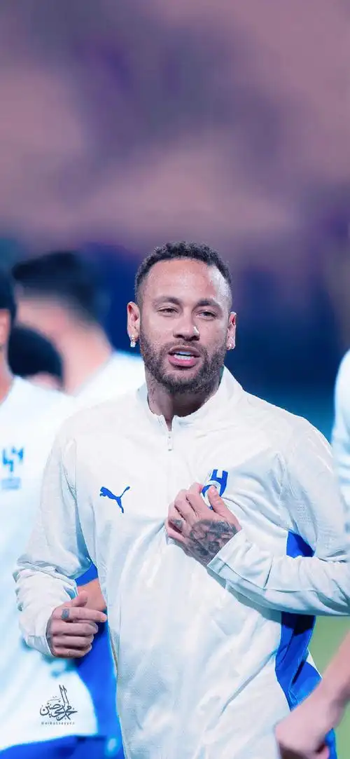 比如在更衣 比如在更衣