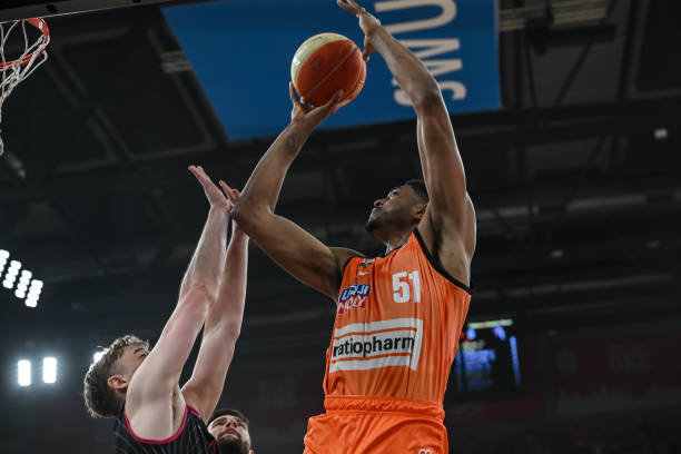 不少球员通 不少球员通