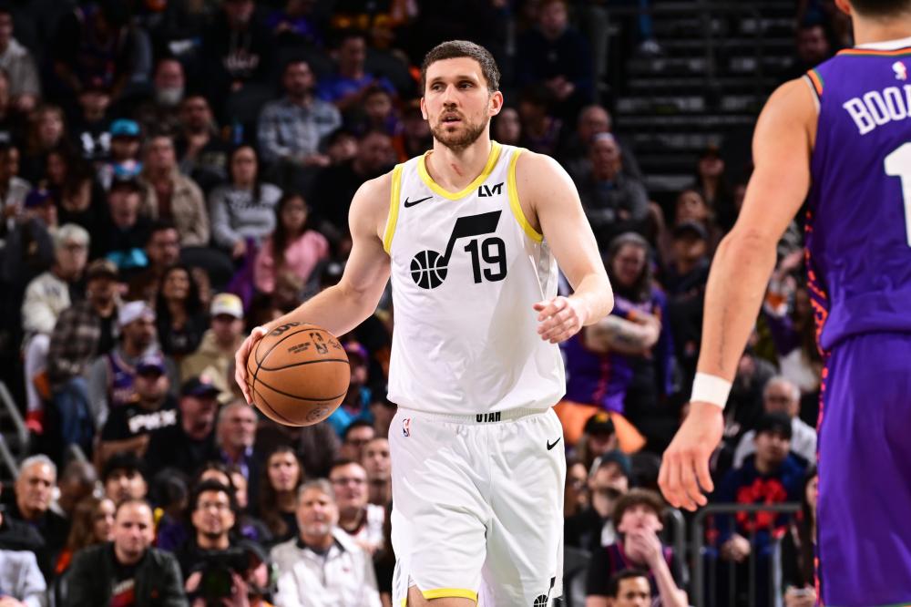 队内信任问 队内信任问